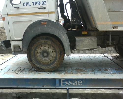 temporary vehicle weighbridge with external display monitor Iganga